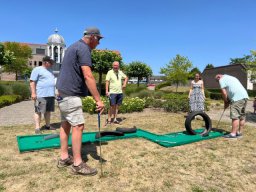 mini golf